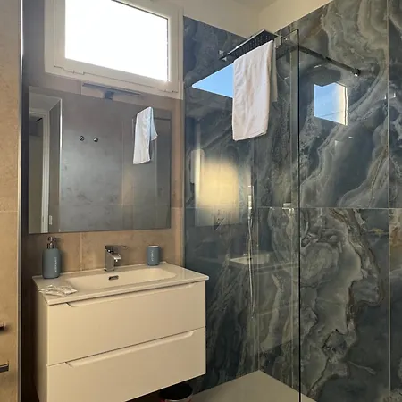 Mare Luna ゲストハウス