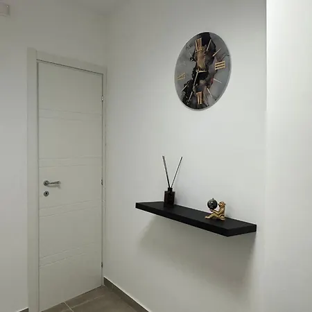 Mare Luna بيت ضيافة 4*