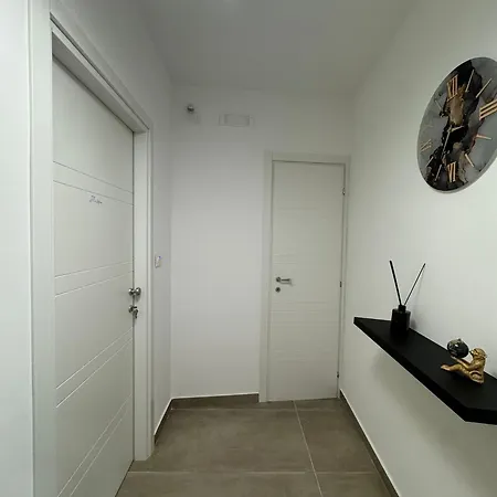 بيت ضيافة Mare Luna 4*